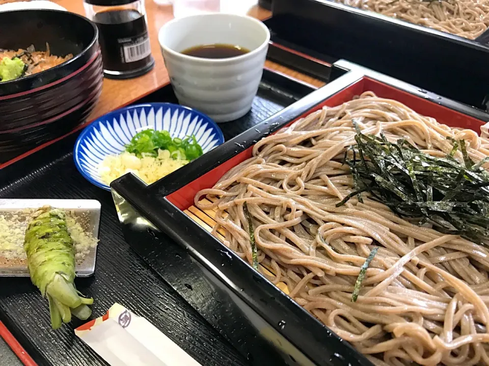 ざるそばとわさび丼|大沼慎太郎さん