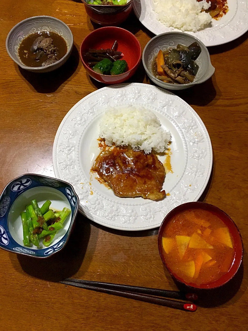 🐽肉の鍬焼き、アスパラの土佐和え等|Mami Otsukaさん