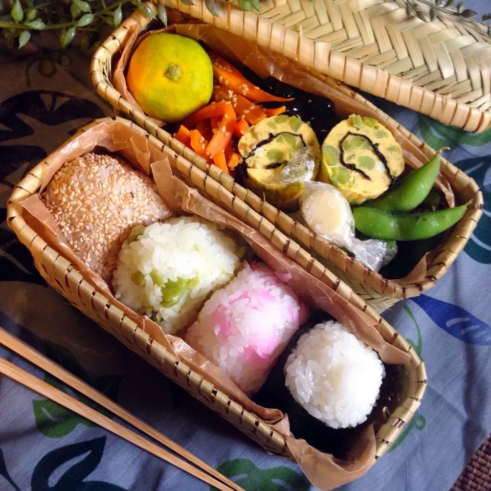 四色おにぎり🍙弁当|小西ユカリさん