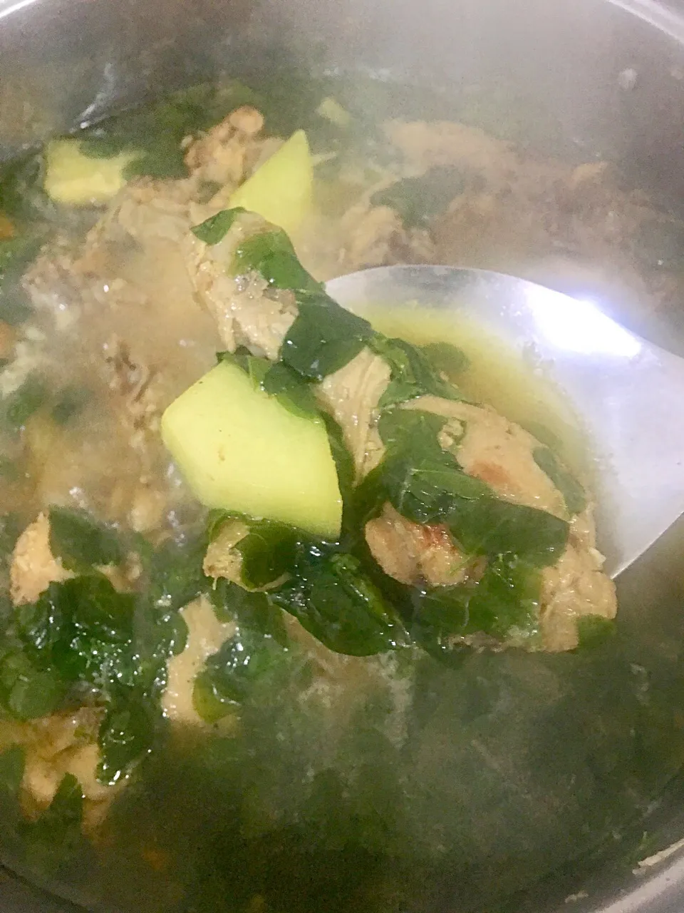 Snapdishの料理写真:Tinolang manok🐔|Pulcher Mary Kirstenさん