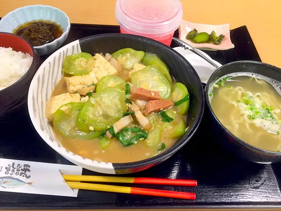 ヘチマの味噌煮と沖縄そば|まる丸 kichenさん