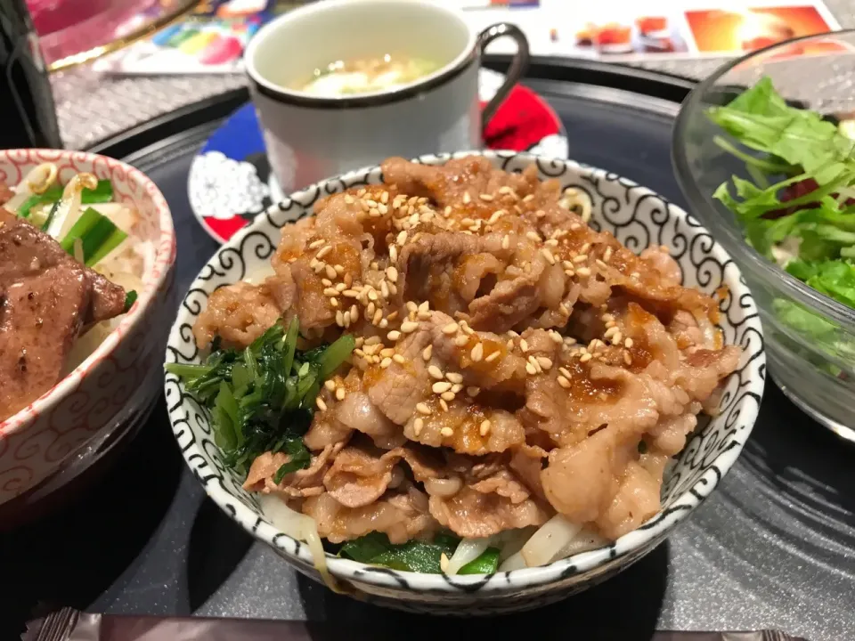 Snapdishの料理写真:焼肉丼|Farkfun Duriyasartさん