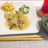 Snapdishの料理写真:#うちなー料理 ♬すぶい(冬瓜)の煮物、#もやしいりちー #オクラと豆腐のサラダ|Cherry.Okinawanさん