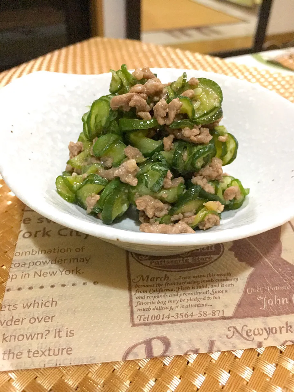 冷凍塩もみきゅうり🥒&               合挽きミンチの甘辛炒め              きゅうりパリパリ食感いい感じ🥒🥒(˵ ˃̶̀ε ˂̶́ ˵)ෆ|🌿ぴぴさん