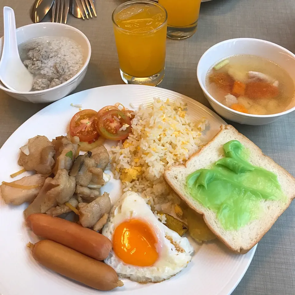 Snapdishの料理写真:朝食 170815|maixx ใหม่さん