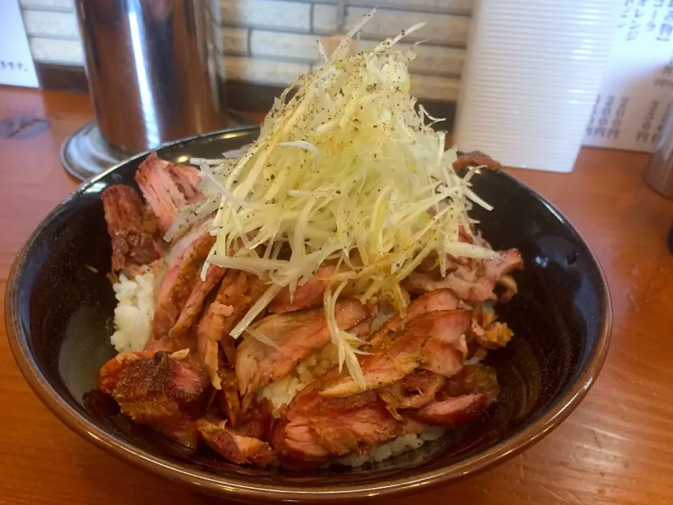 Snapdishの料理写真:チャーシュー丼〜♡|いく❤️さん