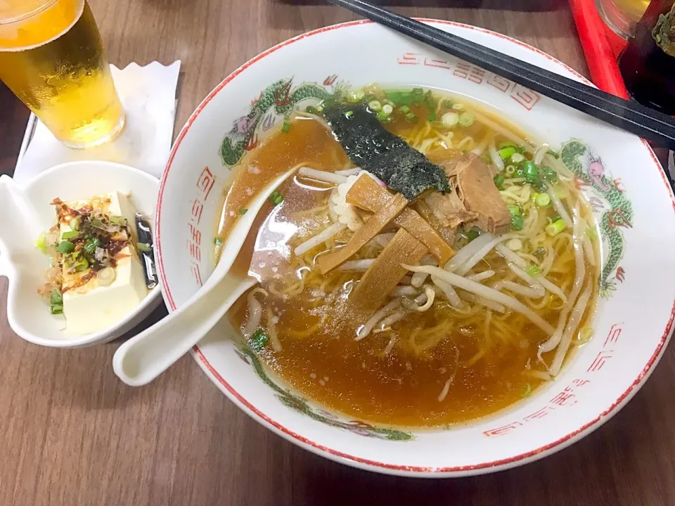 ラーメン♬おまけで冷奴👍|Shinichi Kawagoeさん