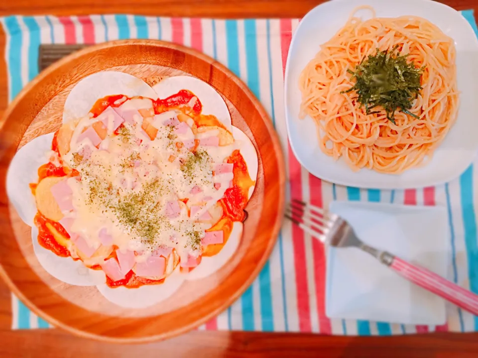 Snapdishの料理写真:＊餃子の皮でピザ🍕 ＊簡単マヨたらこスパゲティ|みじんこさん