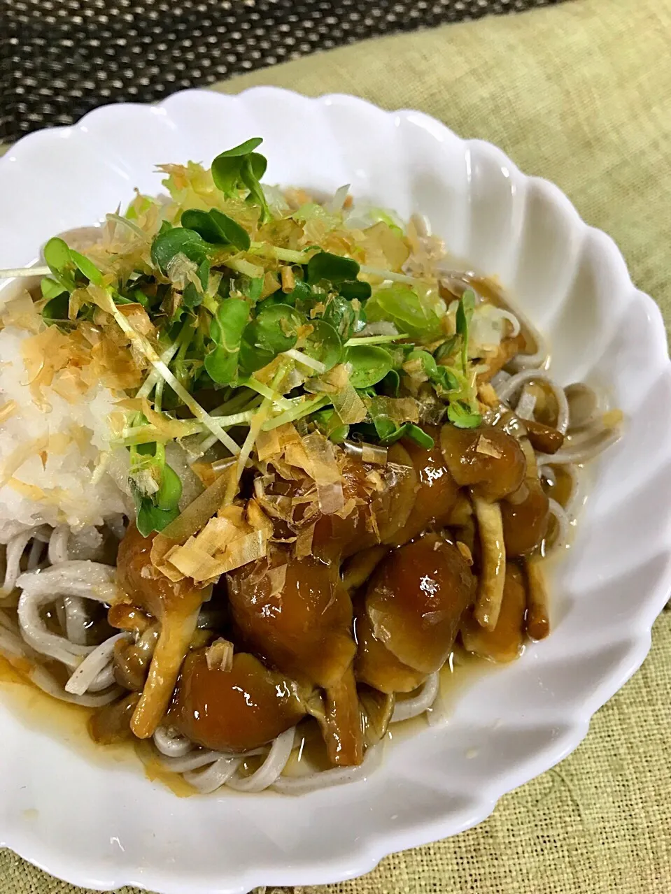 Snapdishの料理写真:越前そば♡
なめこおろしでさっぱりと♪|あまねこ🌿さん