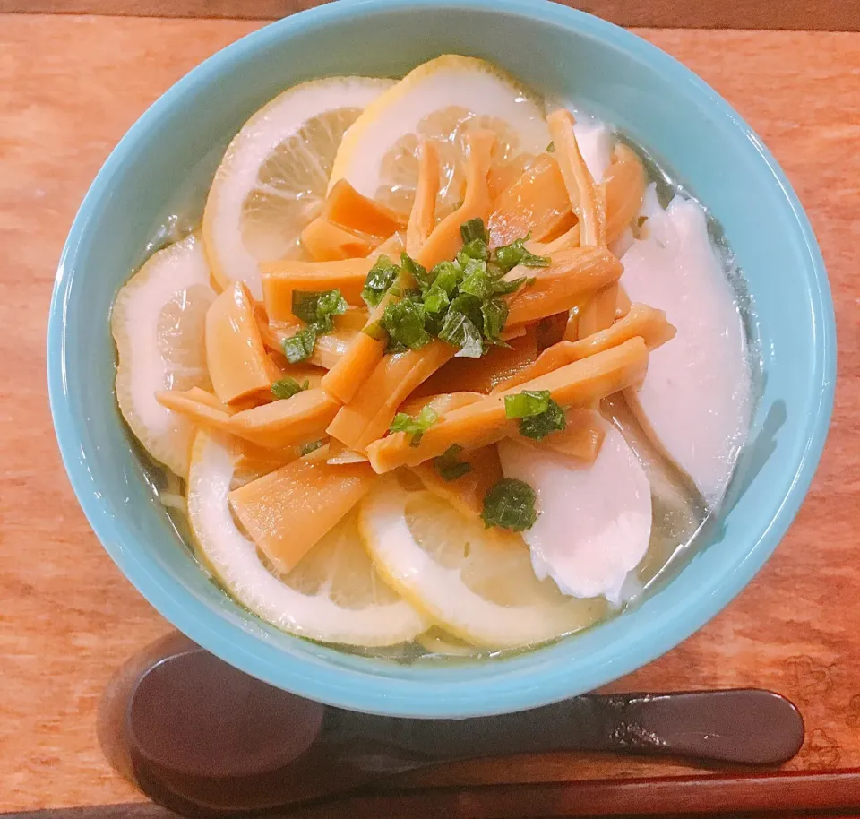 こんにゃくの麺で塩レモンラーメン|ゆんこさん