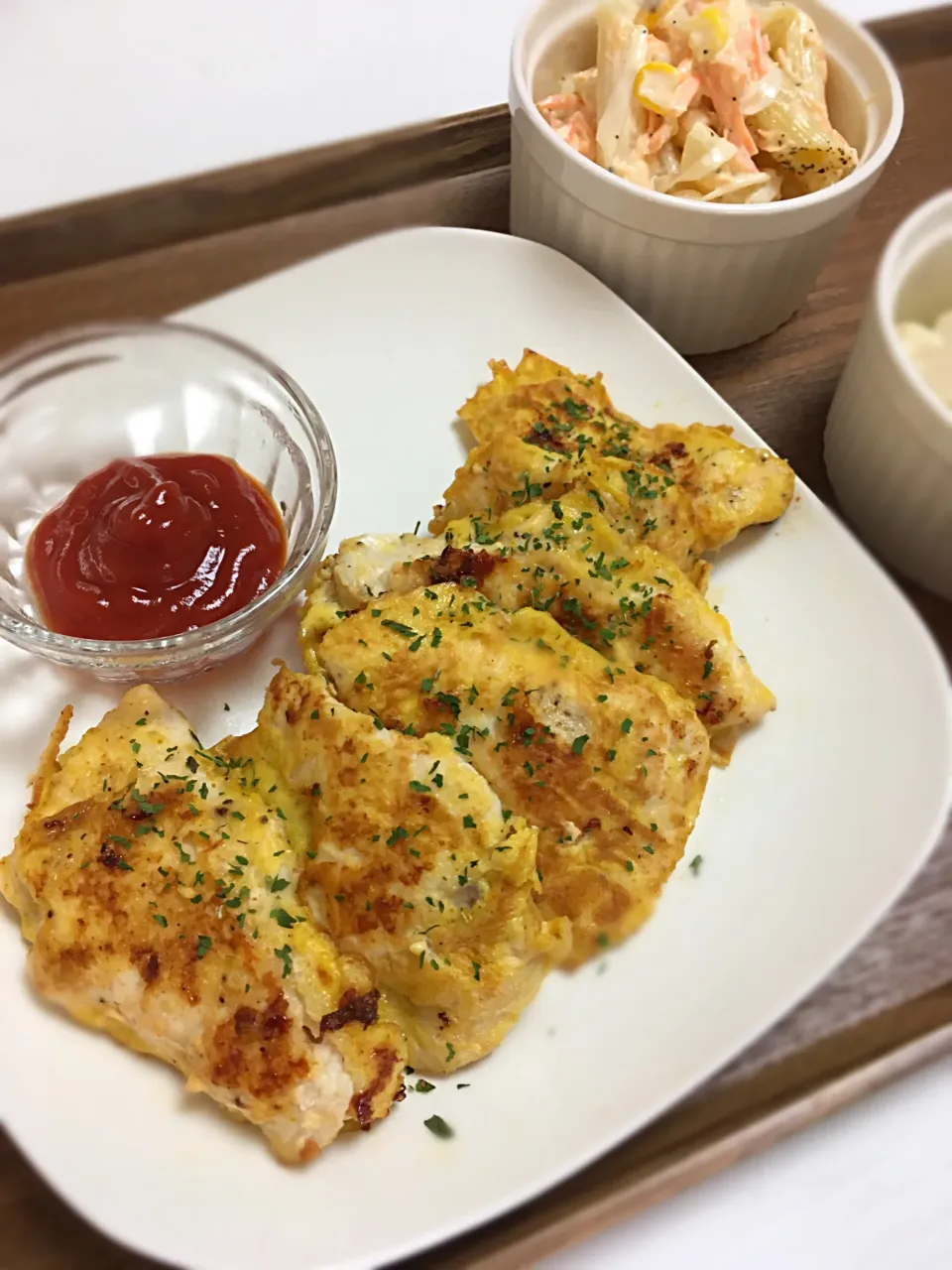 とり肉のカレー風味ピカタ
〜作り置き定食〜|ママさんさん