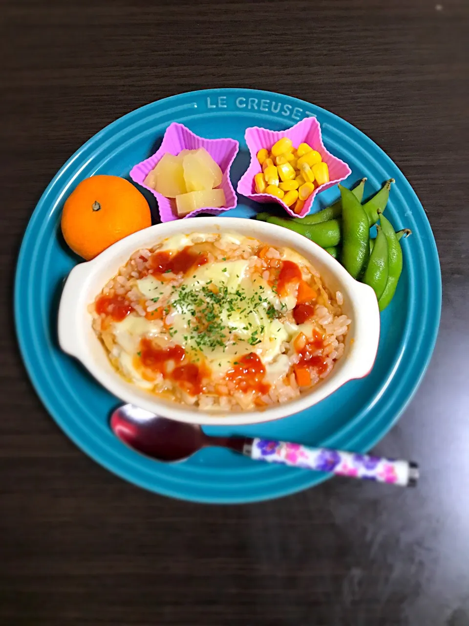 8/17❁息子離乳食 夜ごはん🌟
トマトチーズリゾット🍅
枝豆
コーン🌽
パイナップル🍍
みかん🍊|つんさん