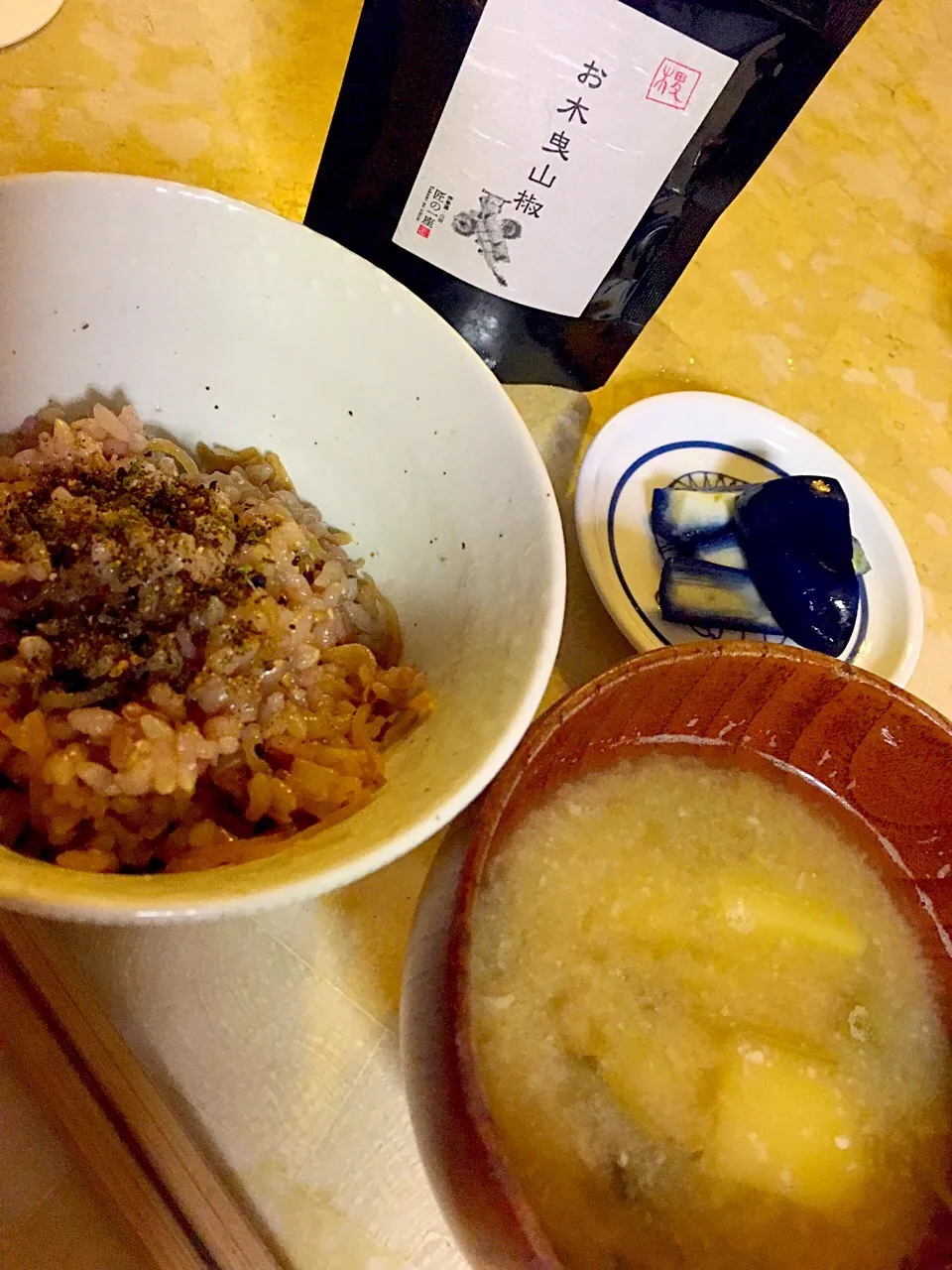 Snapdishの料理写真:#生姜ご飯 #お木曳山椒#ミズとじゃがいもの味噌汁#三重の料理#伊勢の味覚|MIEKO 沼澤三永子さん