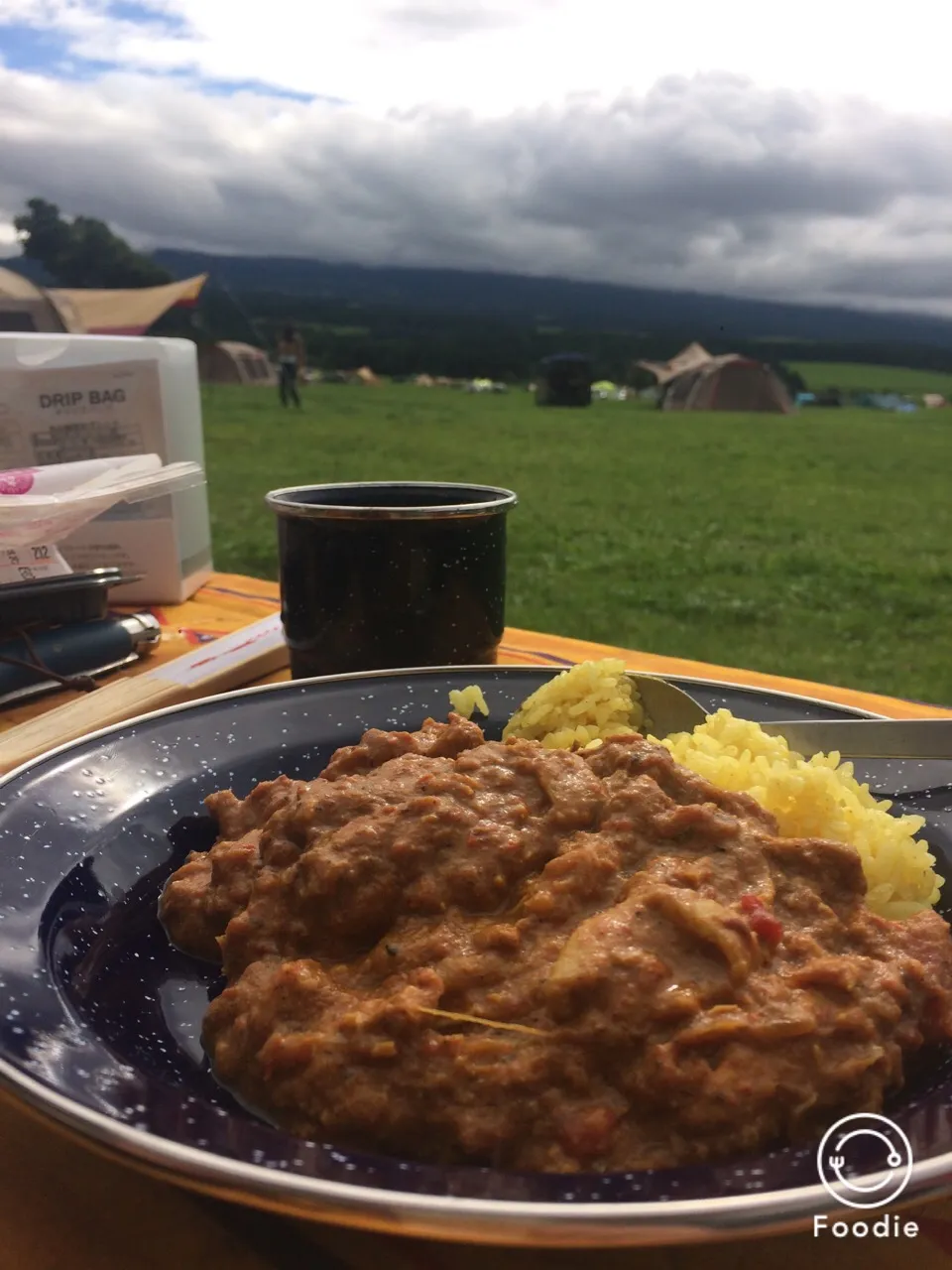 Snapdishの料理写真:キャンプでヨーグルトバターチキンカレー。
#アウトドアごはん  #簡単 #カレー|52gotoさん