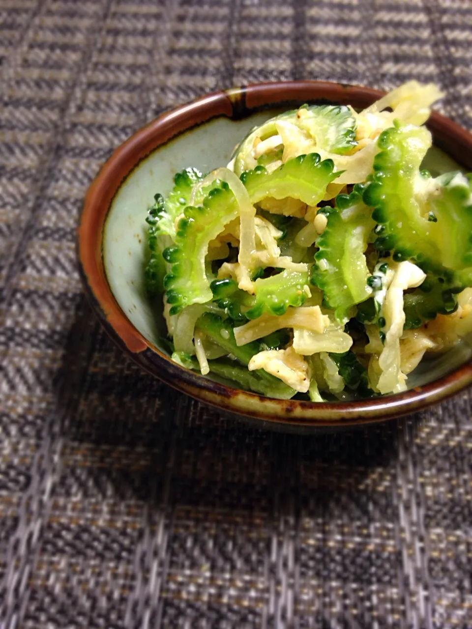 Snapdishの料理写真:緑と白のゴーヤサラダ🥗
ホタテ缶でさっぱりお箸が止まらない〜|はるさん