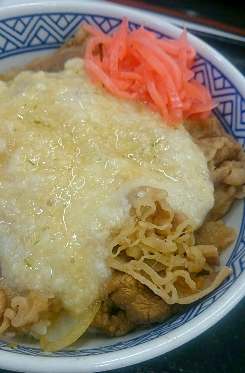 ~とろろ牛丼~|りくれんさん