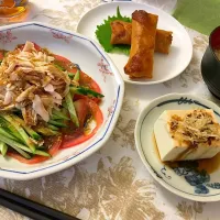 Snapdishの料理写真:#棒棒鶏
#麻婆春巻き
#中華スープ
#冷奴|まりさん