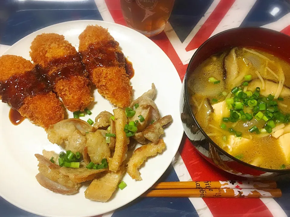 ホルモン焼き、ささみチーズ揚げ、きのこみそ汁🍄|くろねこっく🐈‍⬛さん