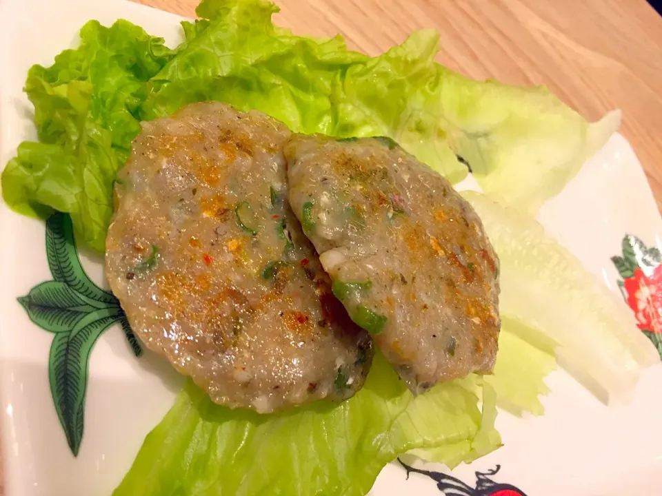 Singapore style pan fried fish cakes|Sky Blueさん