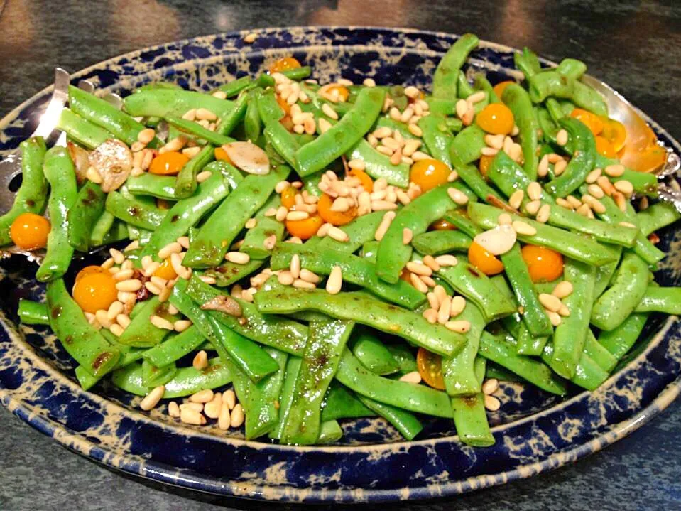 Sautéed green-beans with cherry tomatoes and toasted pine-nuts. #vegetable|🌺IAnneさん