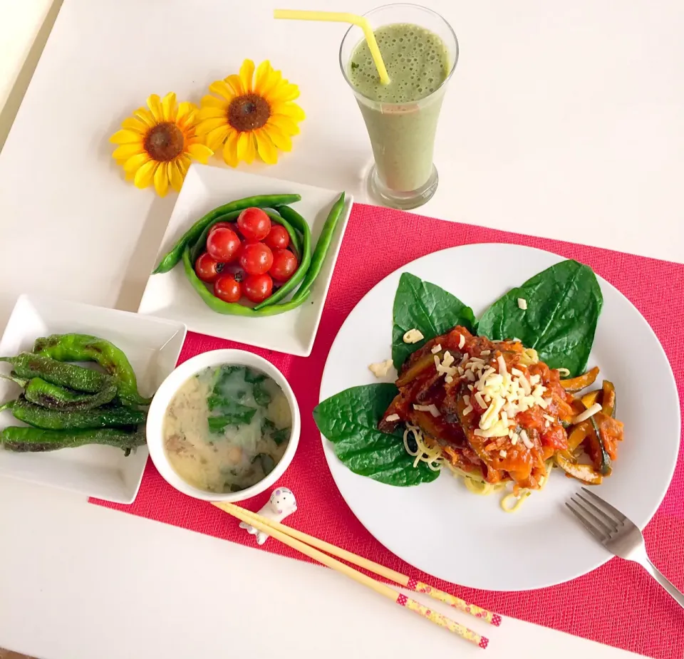 朝ごはんは勝負飯( ◠‿◠ )
肉盛りミートスパ😋胡瓜🥒入り笑笑😅ツルムラサキは、1秒茹でて(#^.^#)|はみちゃんさん