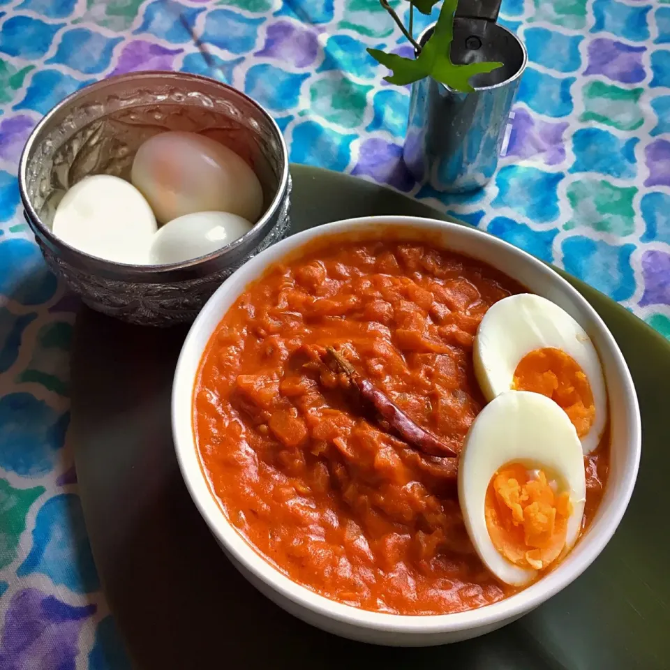 Snapdishの料理写真:ココナッツエッグカレー|izoomさん