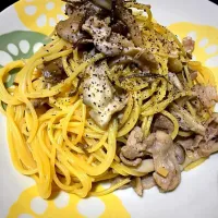 Snapdishの料理写真:クリームパスタ第一弾
二種キノコの和風クリームパスタ|Miiさん