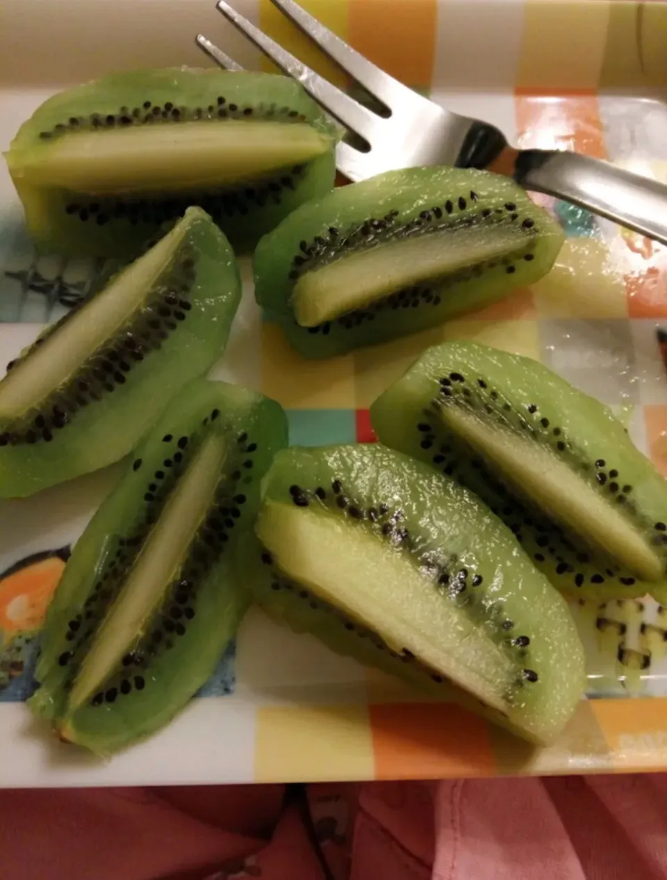 Snapdishの料理写真:Kiwi Fruit|Athenaさん