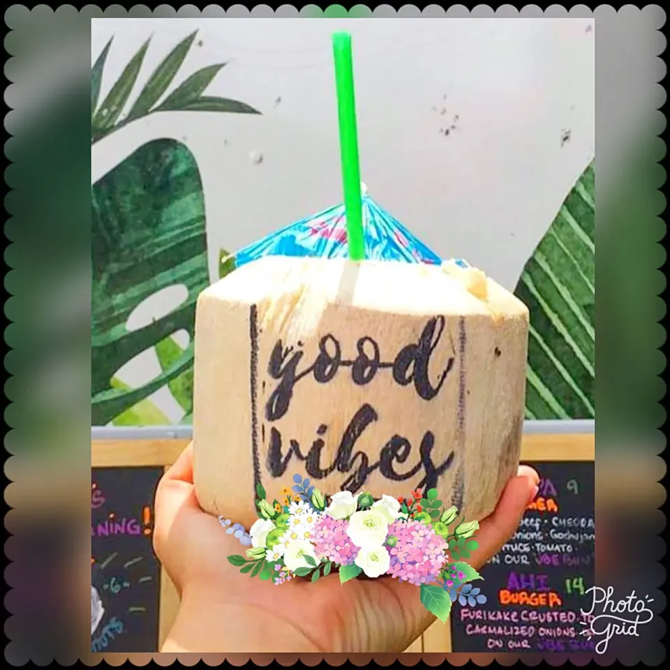 Happy Sunday🌴 #coconutwater #coconutjuice|🌺IAnneさん