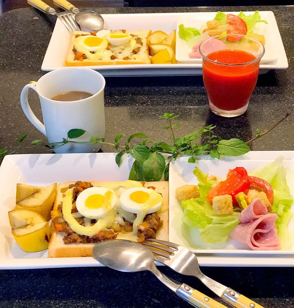 昨夜のドライカレーをリメイク。
朝ごパン🍞❣️|シュトママさん