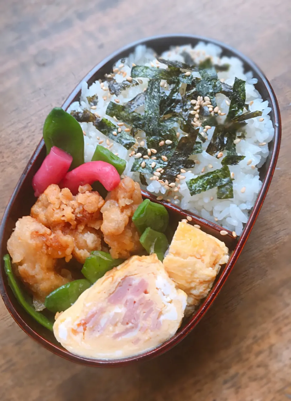 今日のお弁当
・とりから
・ハム入り出汁巻き|akiさん