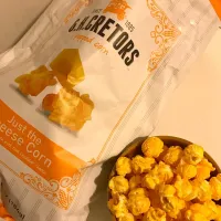 Snapdishの料理写真:popcorn from G.H. Cretors 

#popcorn #popcornreview #movie #home #packagefood #cheese #moviereview #snacks|popcornmanさん