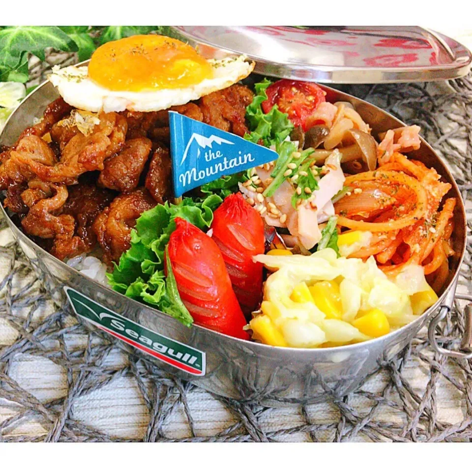 豚こまでトンテキ風のっけ弁当|mikiteeee52さん