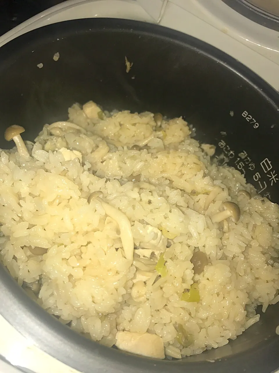 ポン酢炊込み御飯🍚炊けた|ありんさん