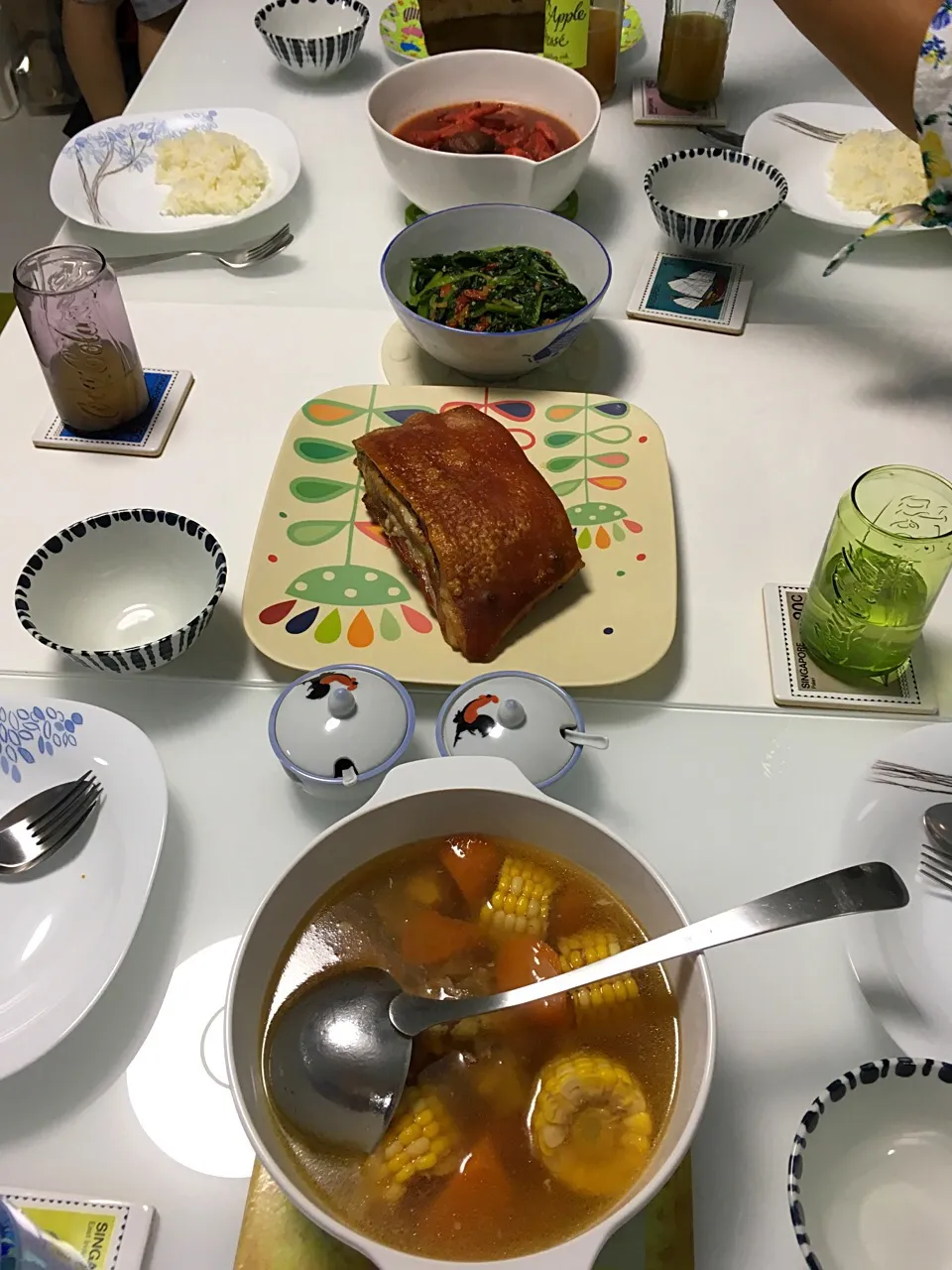 Snapdishの料理写真:Roast pork, chicken in red wine lees, yau mak and pork rib soup|Ong Sor Fernさん