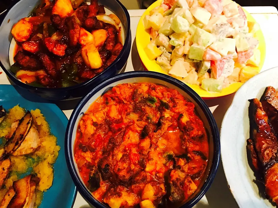 ・酢豚
・フルーツサラダ
・豚フィレのりんごソース
・フルーツカレー
・ワラサ照り焼き
#本日のメニューにないお品。|銀座 小料理 龍さん