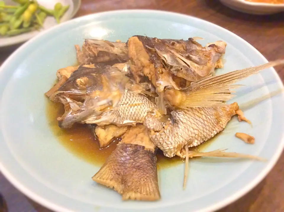 Snapdishの料理写真:草加 魚魚亭 アラの煮付け|Takeshi  Nagakiさん