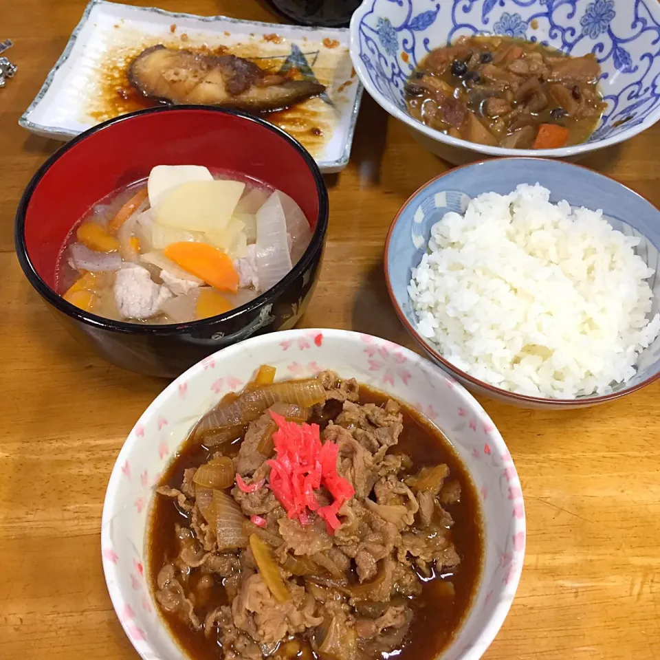 牛丼の具、豚汁、冷蔵庫整理*\(^o^)/*|すかラインさん