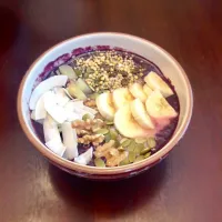 Morning acai bowl|Akiko Niizumaさん