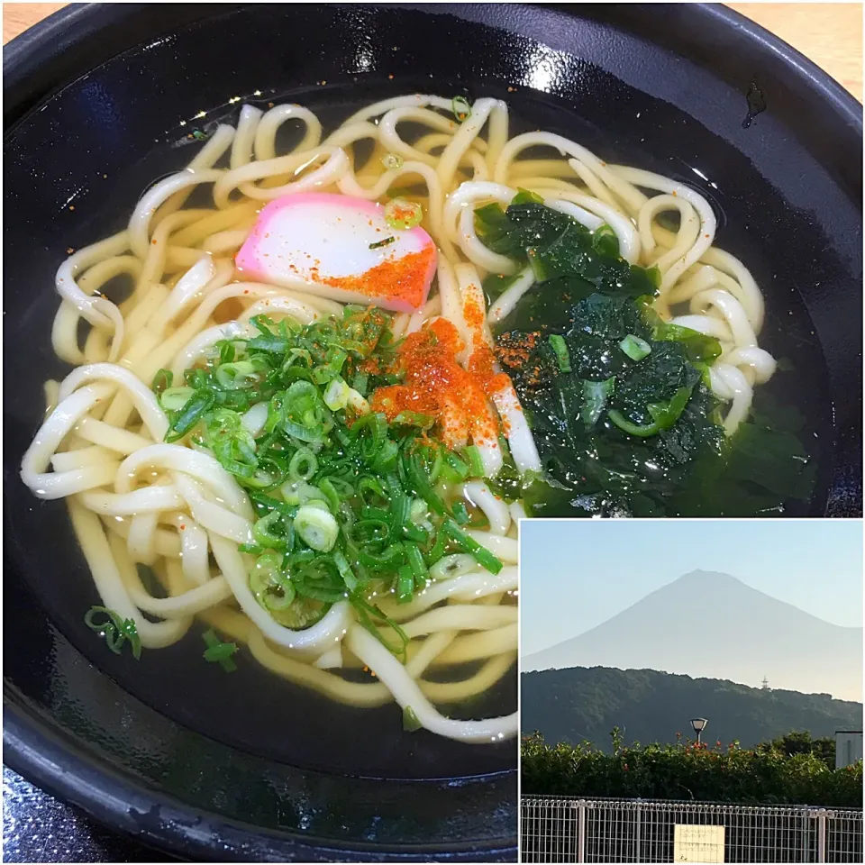 夏休みの朝ごはん‼︎
#朝ごはん #うどん #富士山 #静岡|Yoshinobu Nakagawaさん