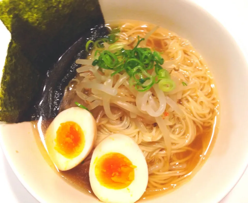 Snapdishの料理写真:erika3362さんのそうめんがまさかの極細中華麺！醤油ラーメン #楽天レシピ|楽天レシピさん