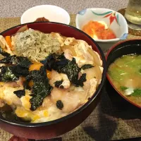 Snapdishの料理写真:親子丼定食|KooNさん