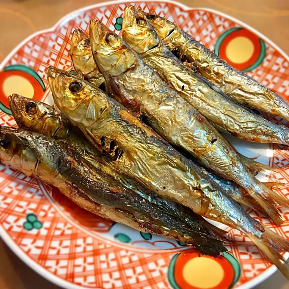 Snapdishの料理写真:焼き目刺し🐟|ERIKAさん