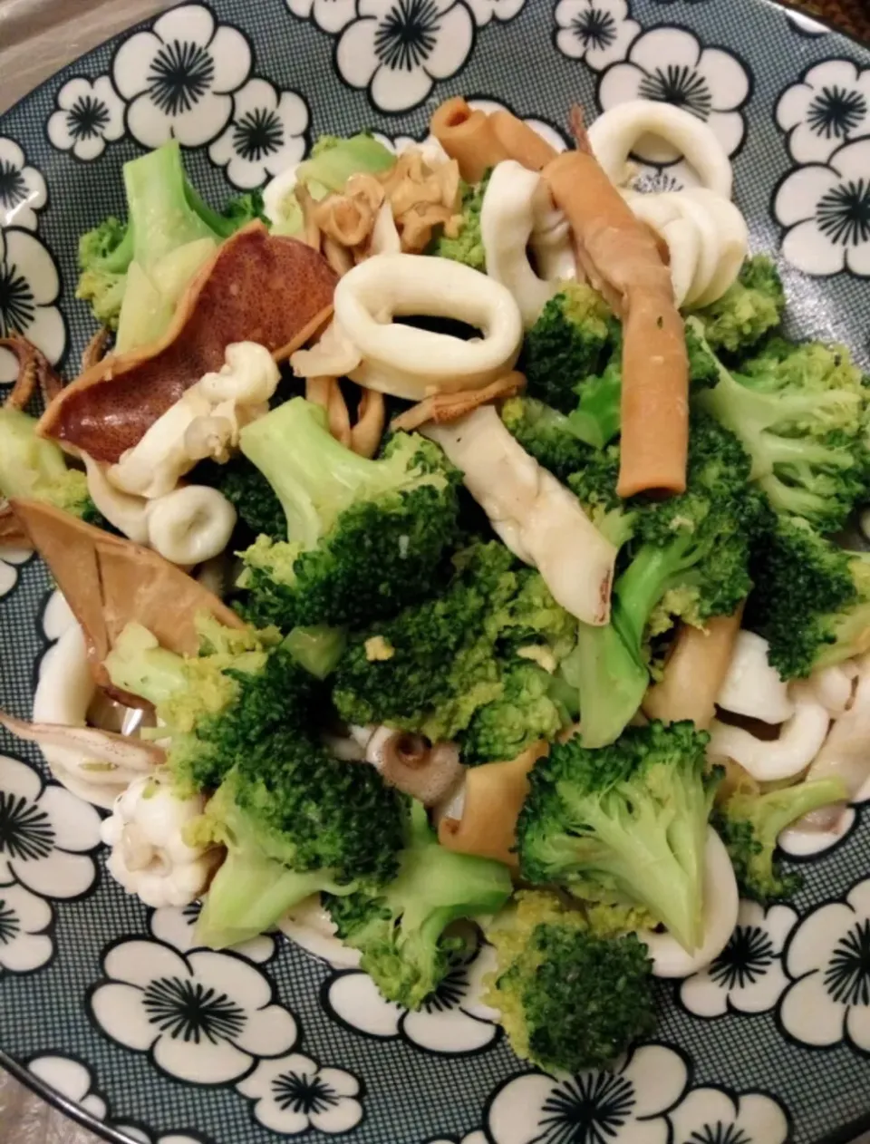 Broccoli, Squid, Dried Shrimp, Dried Squid|Athenaさん