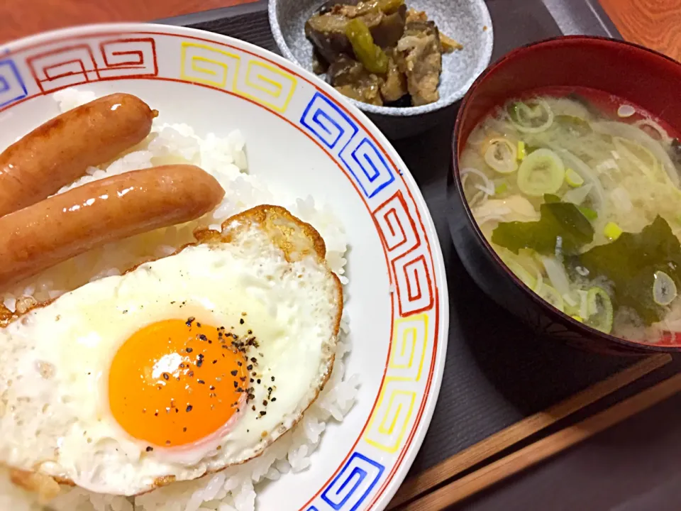 高校生男子・朝からどんぶりご飯|reiさん