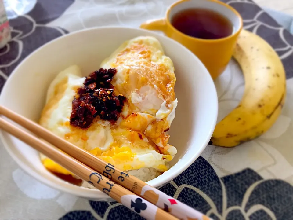 Simple morning breakfast 🍳 🌶🍌☕️|Food Gardenさん