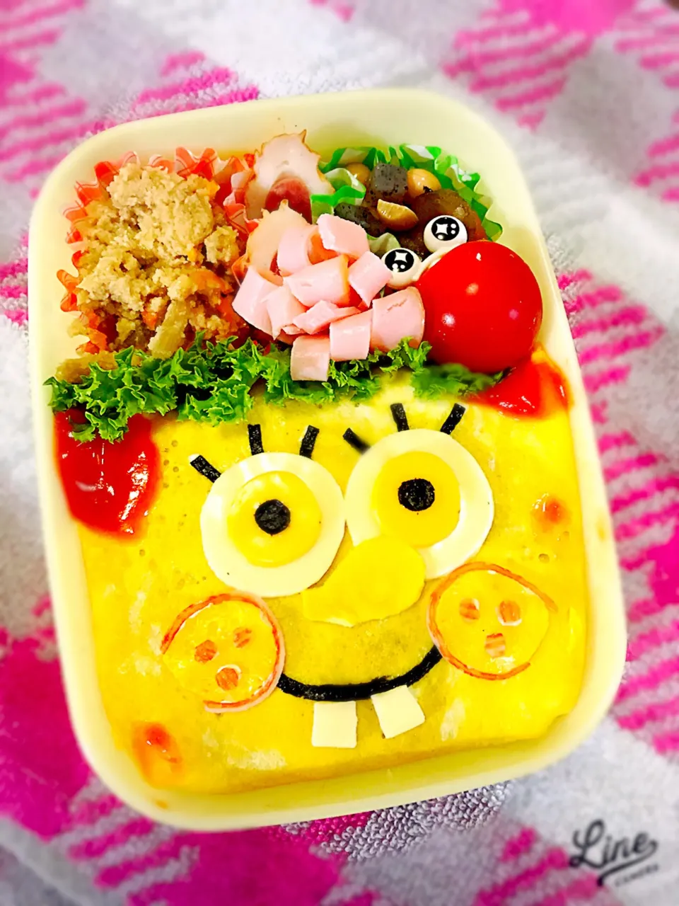 Snapdishの料理写真:【スポンジボブオムライス】学童弁当〜おから・煮豆・ちくわカルパス〜 #学童弁当 #夏休み弁当 #夏休み学童 #オムライス#オムライス弁当 #スポンジボブ#キャラ弁|華恋さん