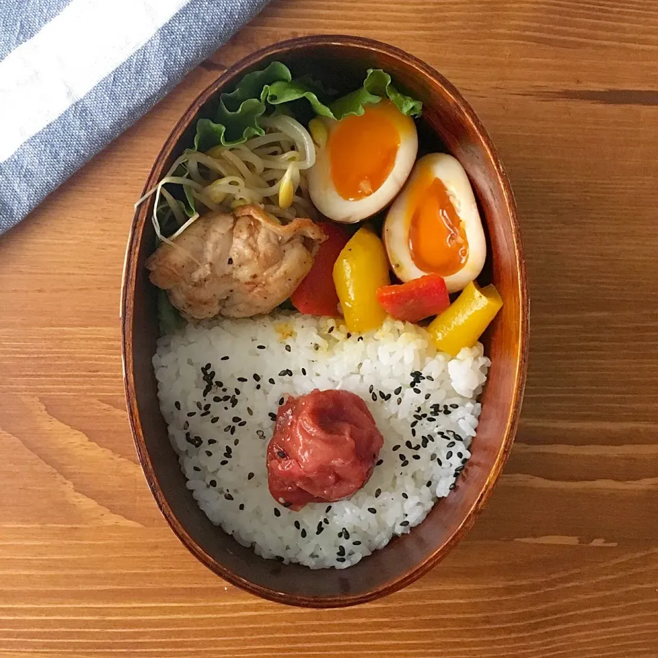 🥚久々の味玉弁当🥚
落ち着く😊🐓

#弁当 #お弁当 #お弁当記録 #オベンタグラム #bento #lunch #japan #ワッパ#曲げワッパ #まげわっぱ #わっぱ弁当|りよさん