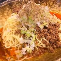 福岡で広島はくにまつの汁無し担々麺を食べられる幸せ！