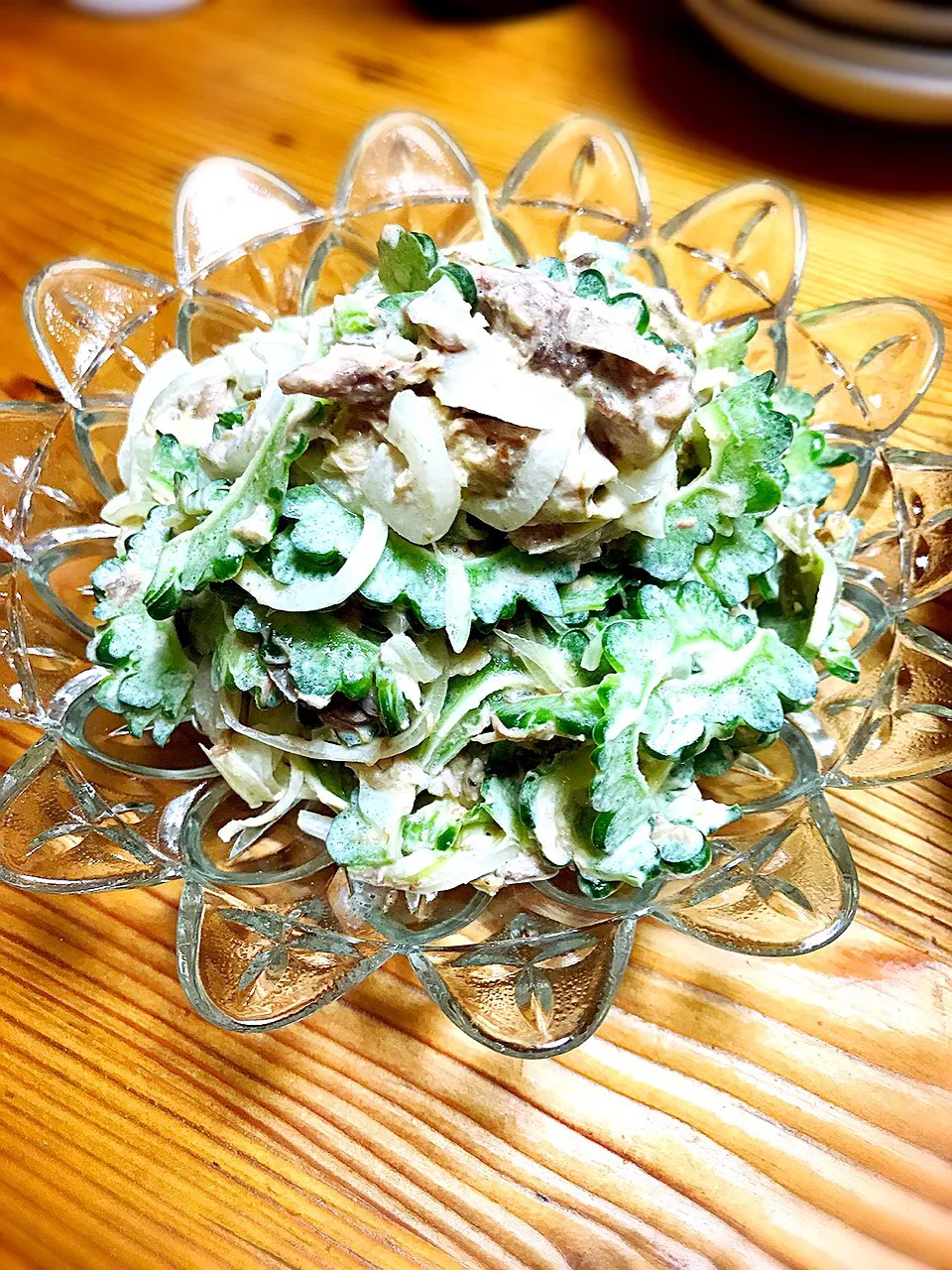 Snapdishの料理写真:仕事帰りにもらったゴーヤでゴーヤサラダ🥗オニオン・鯖缶・ミョウガ・鰹節、梅酢とマヨネーズで和えて
#自家製梅酢 
#自家製野菜 
#夏メニュー|misakoさん